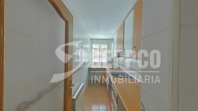 Foto aefd0f04-29e6-431b-a769-4f211fef7862. Etagenwohnung in Moscardó Madrid