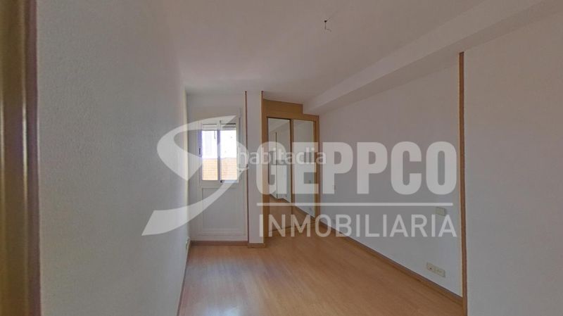 Foto d05ed5e5-0068-4fe1-ab45-ac29a7461dc9. Etagenwohnung in Moscardó Madrid