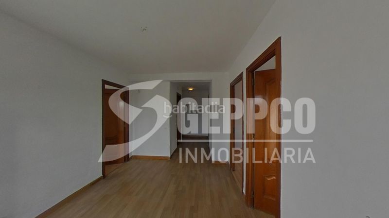 Foto accb0de2-7bf9-4101-8a90-26ddab39bd1a. Pis a San Fermín Madrid