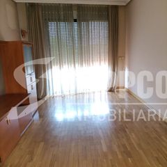 Flat in Velilla de San Antonio