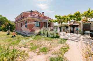 Chalet in Robledillo de Mohernando