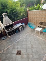 Semi detached house in Ensanche