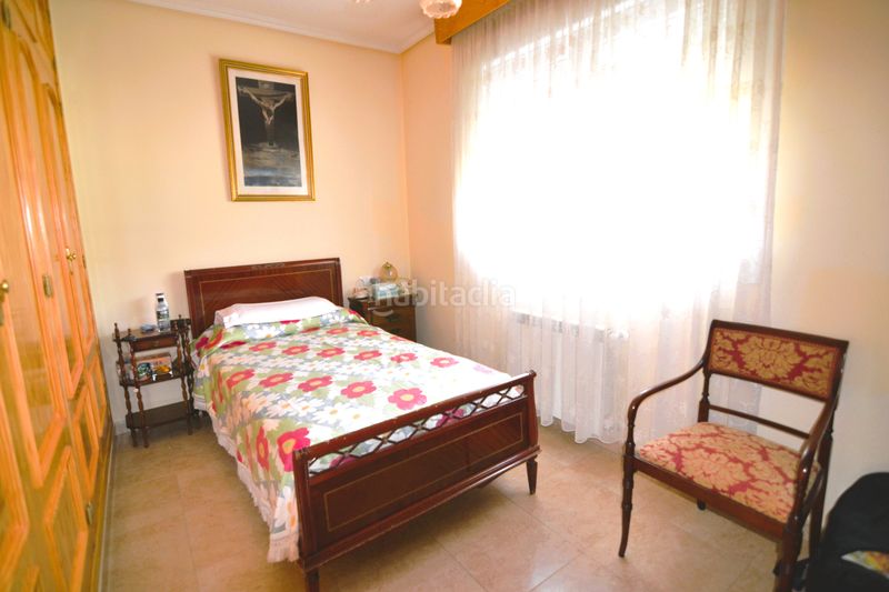 Foto 11d4e5a1-e4e8-4d53-a191-4456706e7558. Xalet amb xemeneia calefacció aparcament a Somosierra