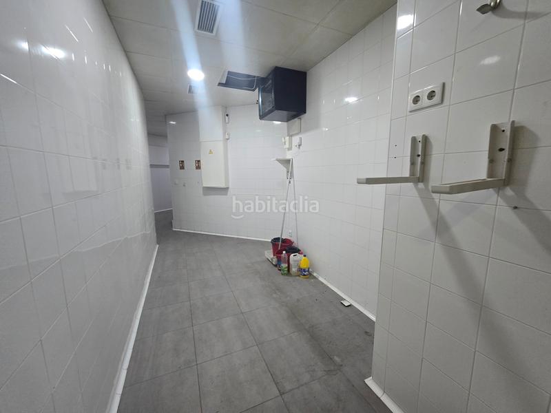 Foto 1a142259-226d-4634-8445-59cee719561c. Local commercial dans Zona Renfe Alcorcón