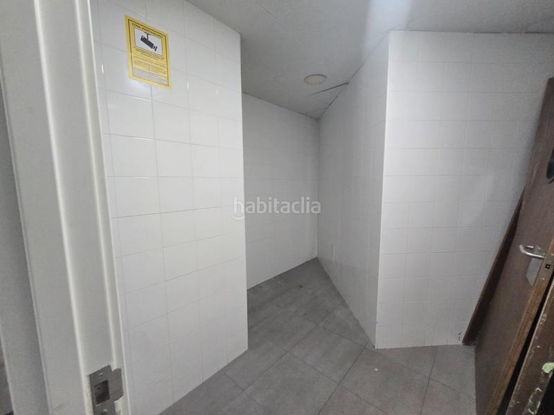 Foto 7e66deb0-8d20-4dbb-8ff9-451219cc61ad. Local commercial dans Zona Renfe Alcorcón