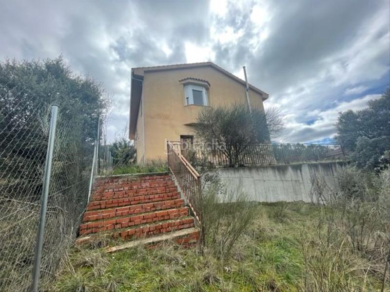Foto bc6bde35-8302-4348-b9bd-0d532d7ca0f2. Casa en Maello
