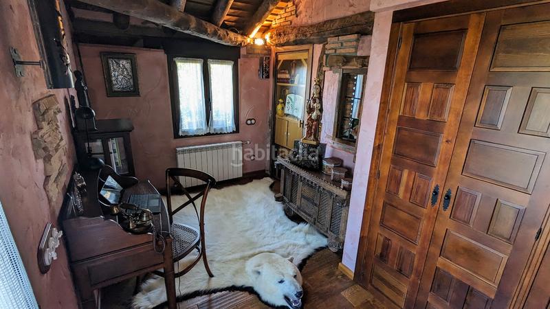 Foto 0ab3f3bc-b5db-4e0d-ac72-9924a7378bf4. Casa amb xemeneia calefacció a Sotosalbos