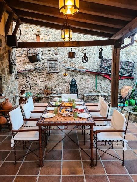 Foto 5ea7c864-0335-4c64-adb9-f4970ffe0dbc. Casa amb xemeneia calefacció a Sotosalbos