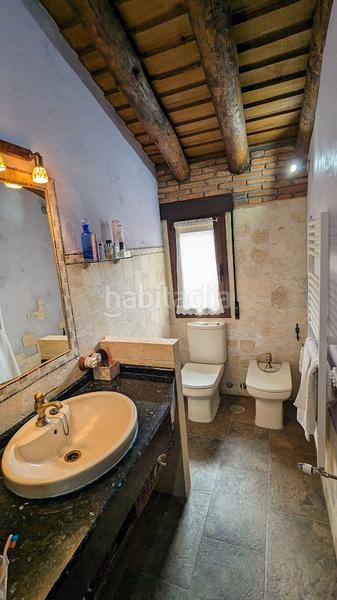 Foto 6f3ae396-09b1-49c7-bcd2-eb34fc292a56. Casa amb xemeneia calefacció a Sotosalbos