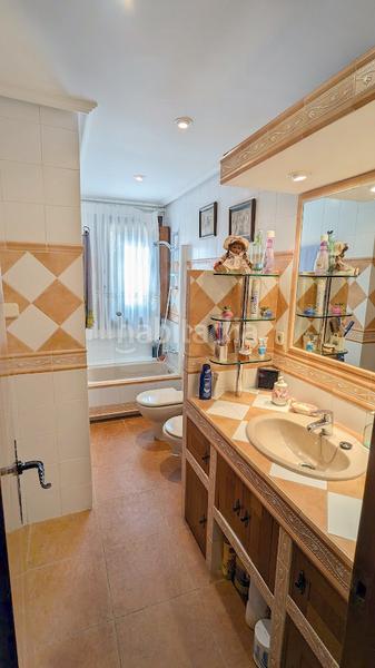 Foto 89f41042-46bb-4a83-b1a6-fc9bb207869b. Casa amb xemeneia calefacció a Sotosalbos