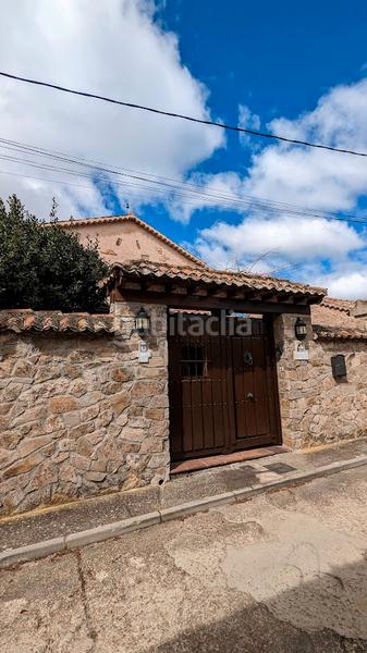 Foto c1003df0-a2ee-4551-942a-1a3e9d01f8b1. Casa amb xemeneia calefacció a Sotosalbos