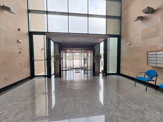 Location Bureau  Calle adolfo pérez esquivel. Oficina en alquiler en edificio exclusivo