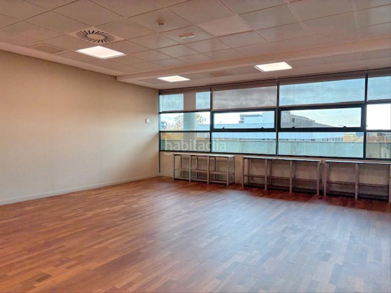 Foto 68565711-22a5-4500-b3d7-c7ad28b7f3cc. Location bureau avec chauffage dans Parque Empresarial Rozas de Madrid (Las)