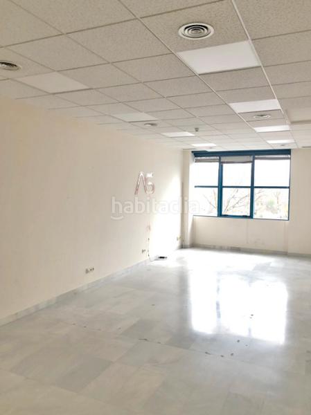 Foto f0123362-50c1-4c8d-b60c-b8dce2a23f62. Local comercial amb calefacció a El Pinar-Punta Galea Rozas de Madrid (Las)