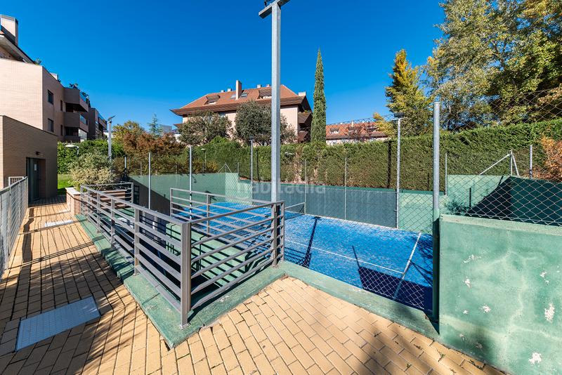 Foto 041d5291-802b-4047-9a4f-0c5a380c49ed. Affitto duplex con riscaldamento parcheggio piscina in Boadilla del Monte