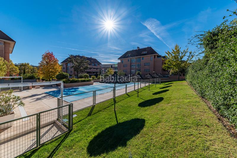 Foto 49aab8a3-75c4-4f6b-852e-21770ba7a7da. Alquiler dúplex precioso ático dúplex en entorno natural en Boadilla del Monte