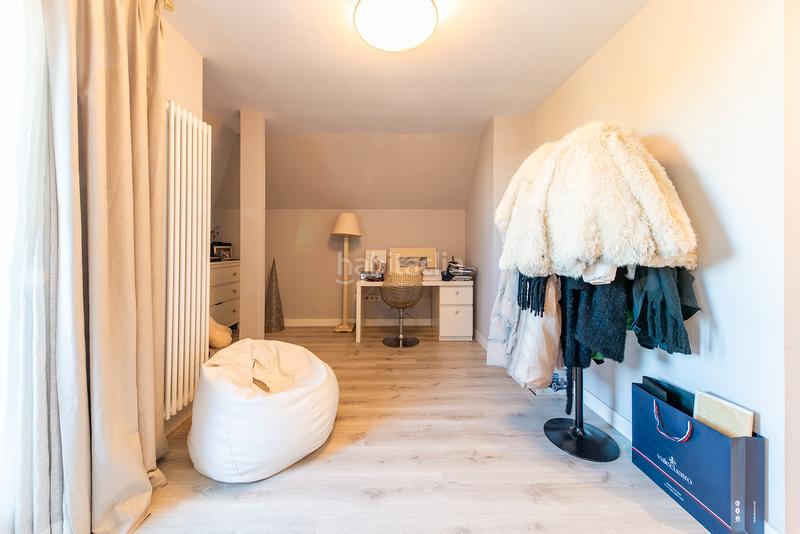 Foto 9626f9bd-7867-42f8-bd29-948eb464d47c. Location duplex avec chauffage parking piscine dans Boadilla del Monte