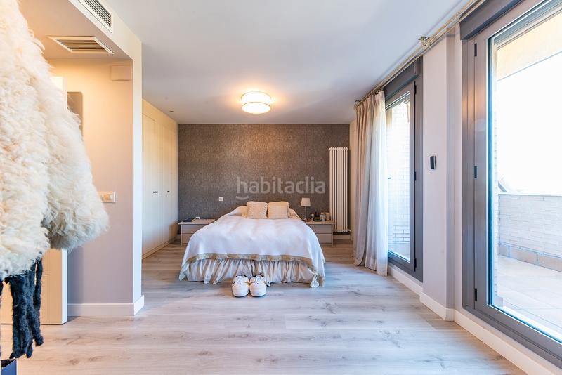 Foto d5e459cd-5789-40cd-b611-76ee11061b85. Location duplex avec chauffage parking piscine dans Boadilla del Monte