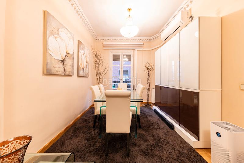 Foto f0d9d4fa-dc51-467c-a120-8cfbfc201d5a. Appartement dans calle del buen suceso 20 dans Argüelles Madrid