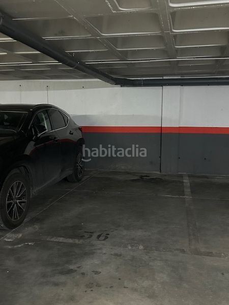 Foto b37c8c36-e402-4982-9332-8bef8302849c. Aparcament cotxe a Buena Vista Madrid