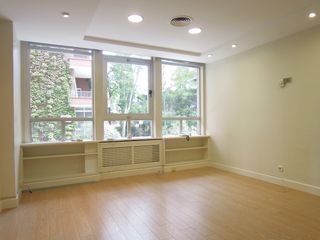 Rent Office space  Calle de boix y morer. Alquiler de oficina privada en calle de boix y morer