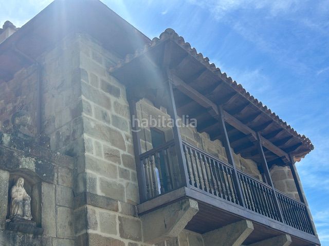 Foto 8984eea7-5761-4b78-a6d2-4c4aecb2f1ff. Casa amb xemeneia calefacció piscina a Ribamontán al Monte
