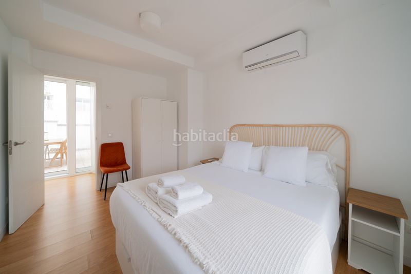Foto 879e3a6c-b006-4e6e-bbf5-ba9e9b88df7d. Rent penthouse with heating in Vallehermoso Madrid