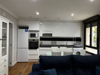 Miete Etagenwohnung  Calle de cea bermúdez. Alquiler de piso en calle de cea bermúdez, 20