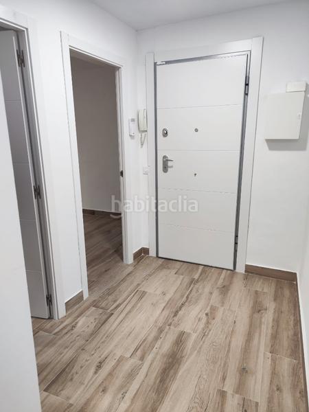 Foto dfd876ef-25a3-4d8b-b621-f41cbbfd9f67. Piso  de tres dormitorios con terraza y ascensor a estrenar en Madrid