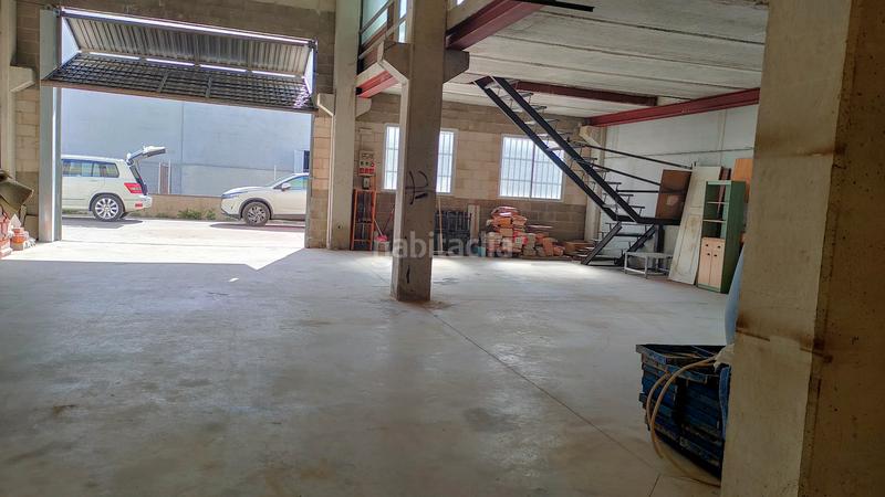 Foto 49454cac-fa46-4818-adc9-cbff5f1b49e5. Bâtiment à usage industriel dans Casar (El)