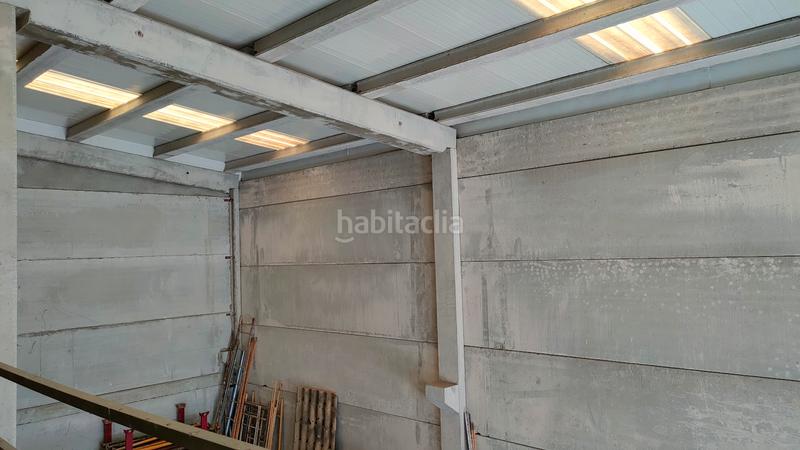 Foto 9dc4ea83-c400-4f2d-b3a5-4338c665d3e7. Bâtiment à usage industriel dans Casar (El)