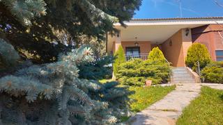 Chalet à Casar (El). Estupendo chalet en una sola planta en la urbanización lago del