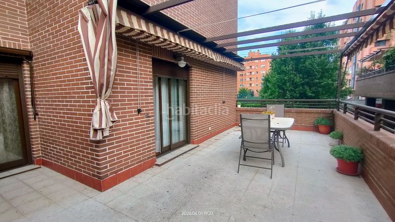 Foto a9997c5a-bf24-470e-8f32-1fefb68402e7. Pis amb calefacció piscina a Simancas Madrid
