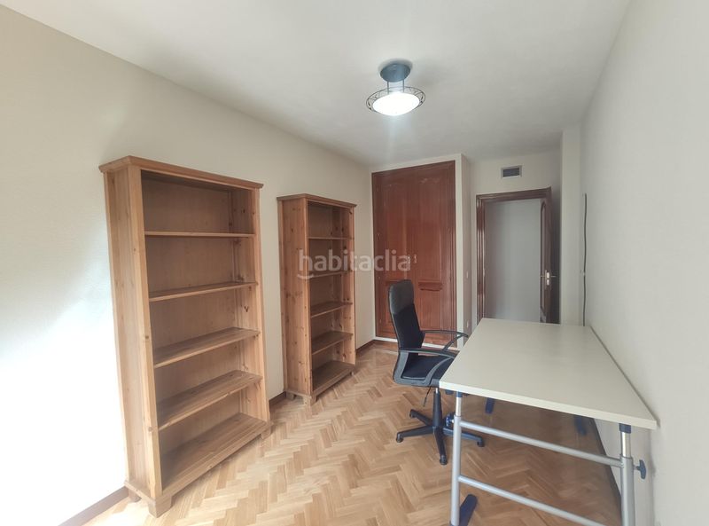 Foto 03f17e61-ff93-4659-abd5-690783df30d6. Miete etagenwohnung mit heizung parking pool in Delicias Madrid