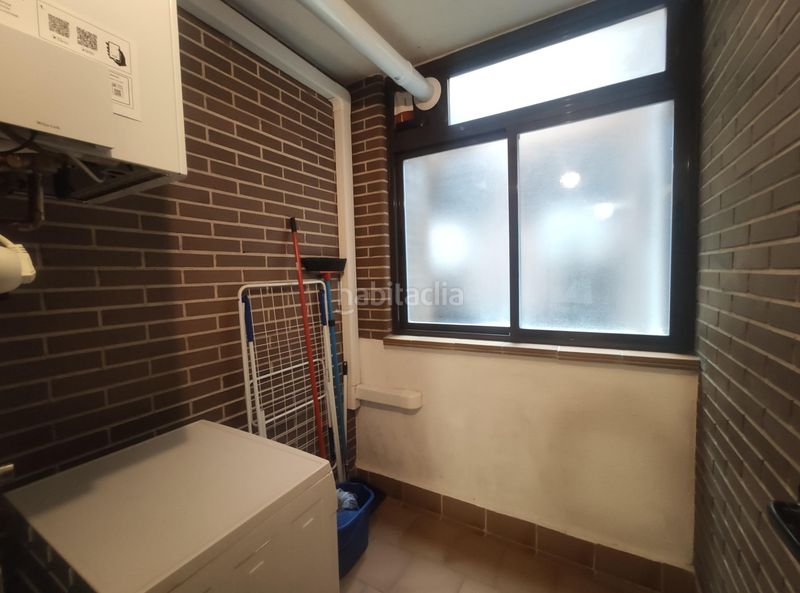 Foto adea754a-8da3-4624-b995-3fe2b9f7496b. Rent flat with heating parking pool in Delicias Madrid