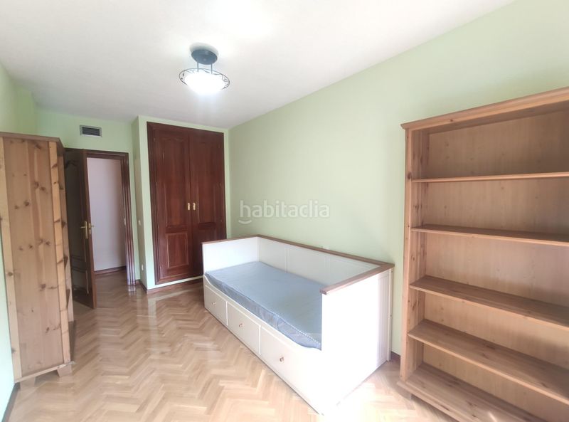 Foto d5d007fe-20f1-46f0-ad9f-3b1443973cac. Rent flat with heating parking pool in Delicias Madrid
