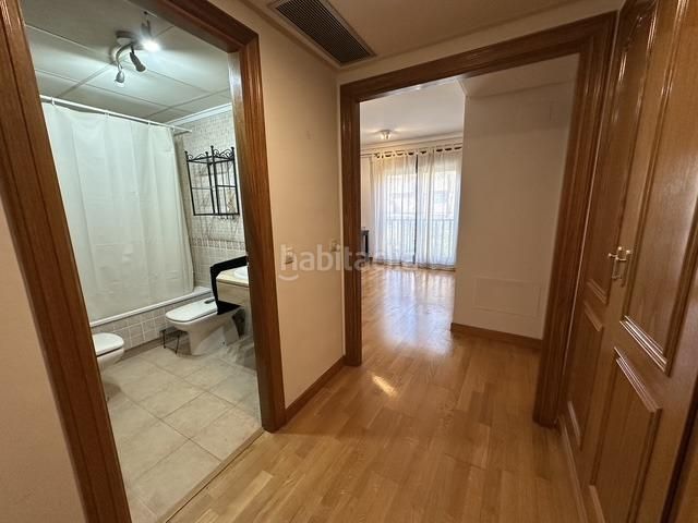 Foto beb2e446-5632-4c81-85fd-d9a1f407c8fb. Lloguer pis a calle embajadores 262 a Legazpi Madrid