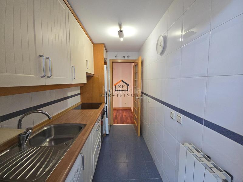 Foto 65dae068-4f8f-4bb3-88b4-7560e61797ff. Alquiler piso en calle antonio lopez 246 en Almendrales Madrid