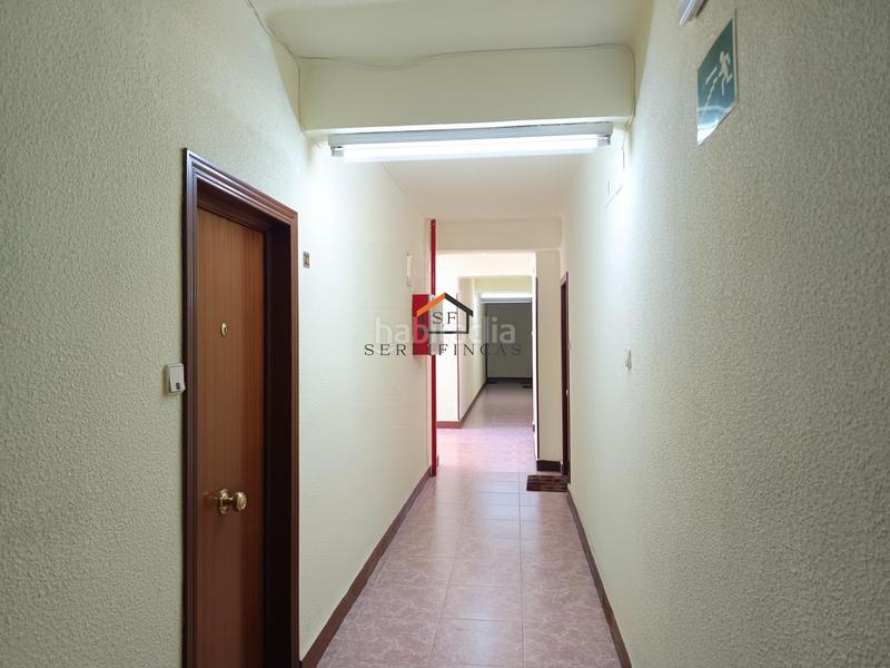 Foto 2bd95a35-0ffc-498a-9195-e2eaa7d1f01f. Local comercial en calle maestro arbos 5 en Legazpi Madrid