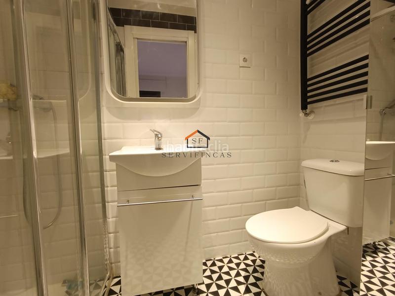 Foto e210252f-77ad-44e8-bd3a-04d8994e0961. Flat in calle julian rabanedo 40 in Legazpi Madrid