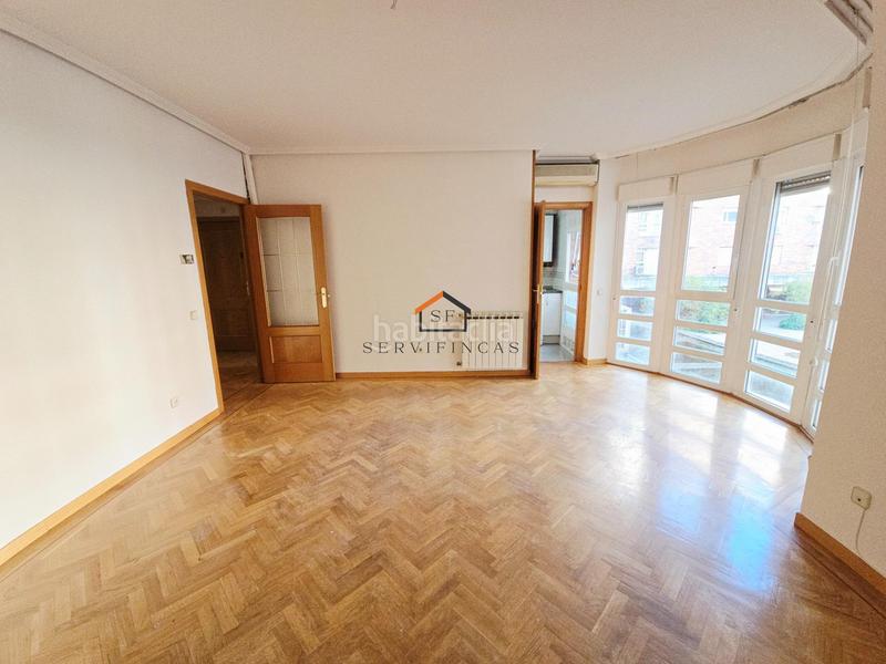 Foto b60d971d-11f8-4c36-aabb-4d1dd8c026b5. Etagenwohnung in ronda toledo 20 in Sol Madrid