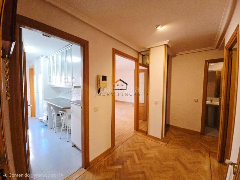Foto da8ec83a-48d3-4b00-9791-303a5dd596fc. Flat in ronda toledo 20 in Sol Madrid