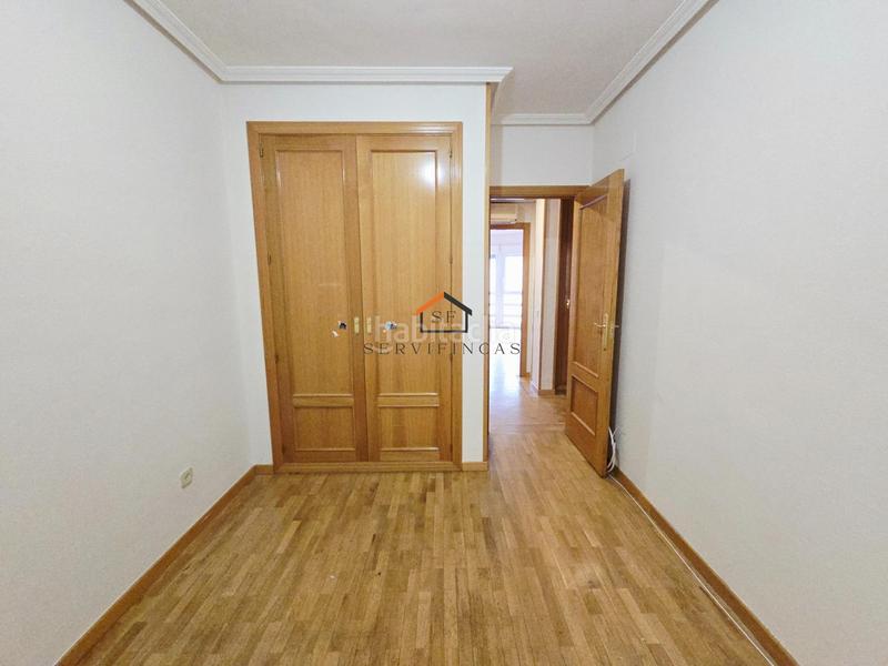 Foto 1d91b266-0fdb-48af-9482-dfbac723961e. Pis a ronda toledo 20 a Sol Madrid