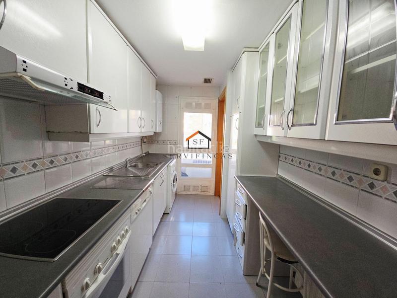 Foto 193aec93-dfc8-4db9-8aae-f1d4af63cc7e. Piso en ronda toledo 20 en Sol Madrid