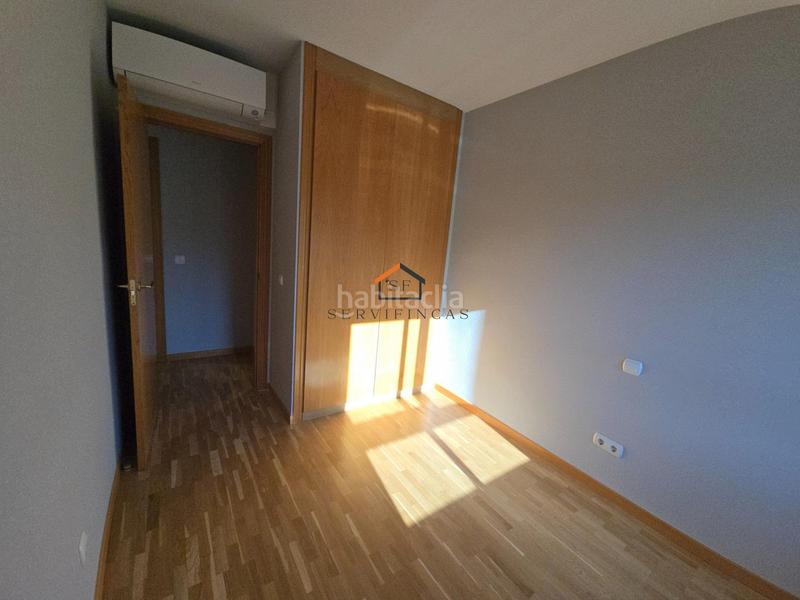Foto 484005e7-af39-4bc1-874a-7788fcc74015. Rent flat with heating parking in Legazpi Madrid