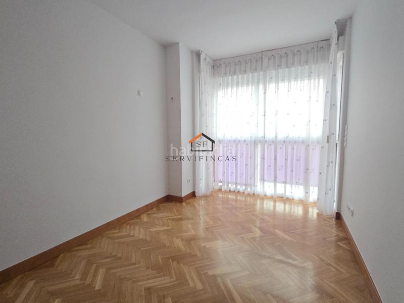 Foto 66219bf6-e1dd-45db-aa45-5772c7d03fc5. Rent flat with heating parking pool in Legazpi Madrid