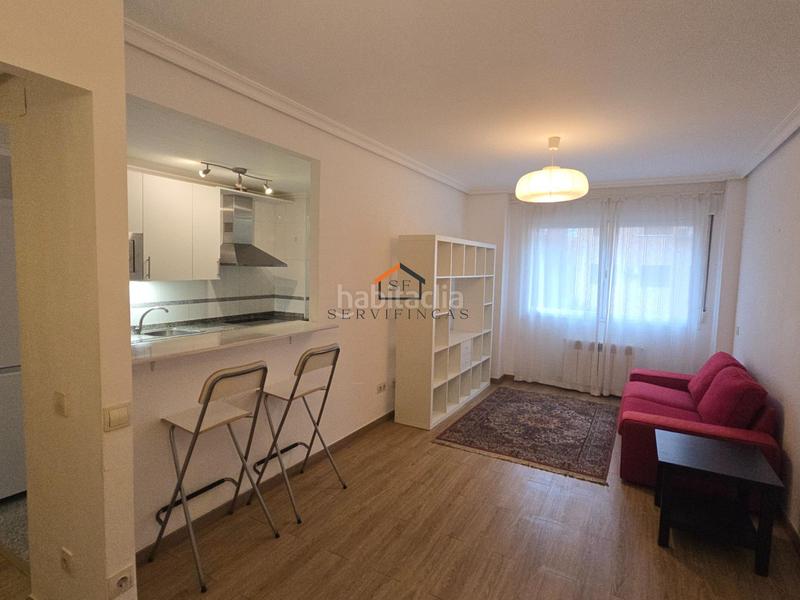 Foto 10efe91c-862e-467e-9759-f125c17f1a5c. Location appartement dans calle calle del bronce dans Madrid