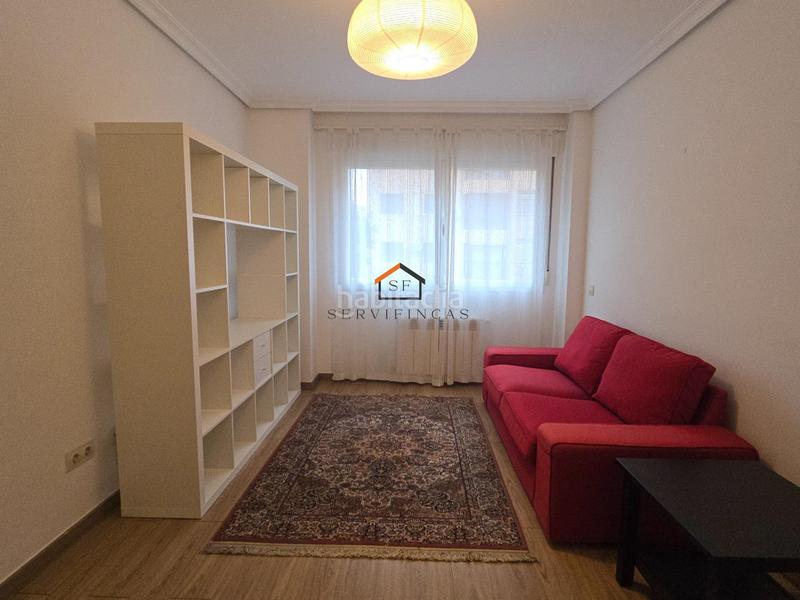Foto 43c65dc4-fa3a-4e80-8b74-bc0a458129ac. Location appartement dans calle calle del bronce dans Madrid