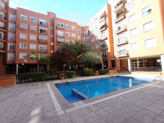 Rent Flat in Paseo paseo molino 8