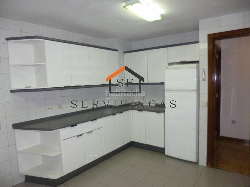 Foto 689698a9-50c8-4706-afff-8e9a6f9fed0f. Piso en Imperial Madrid